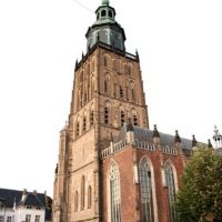 Walburgiskerk, Librije en kerktoren